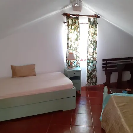 A Casa Do Patio Feriehus Montalegre